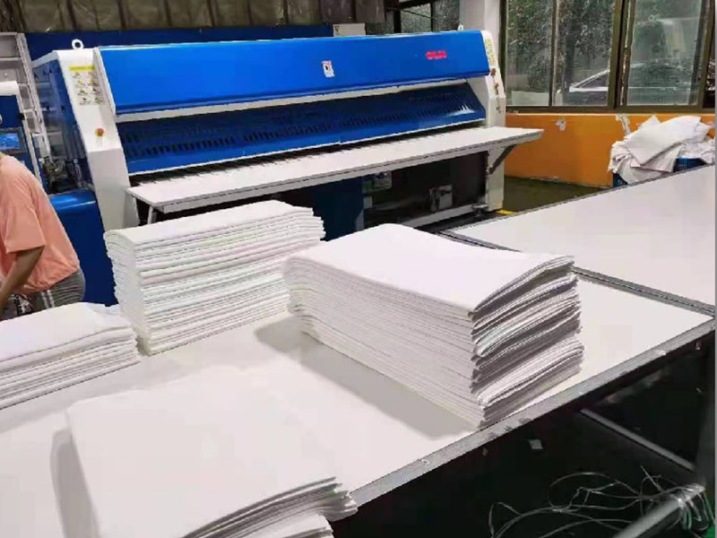 三穗高速熨烫机-01